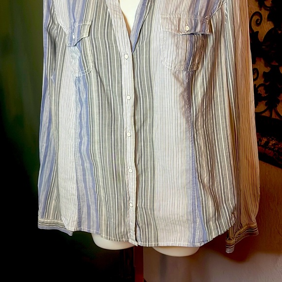 Tommy Hilfiger Women's Blue/Periwinkle Striped Long Sleeve Button-Up Shirt XL - Picture 4 of 12